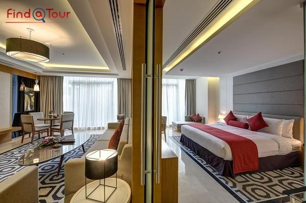 اتاق خواب هتل رویال کتیننتال دبی