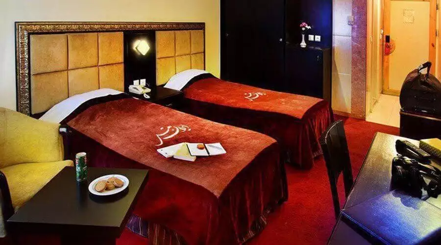 اتاق دو تخته تویین هتل ایران مشهد