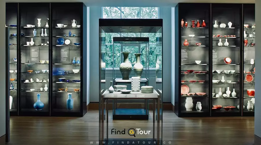 سرامیک های چینی در بخش آسیایی موزه بریتانیا