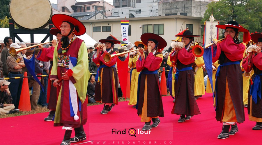 جشن سنتی کارناوال موسیقی اصیل کره جنوبی