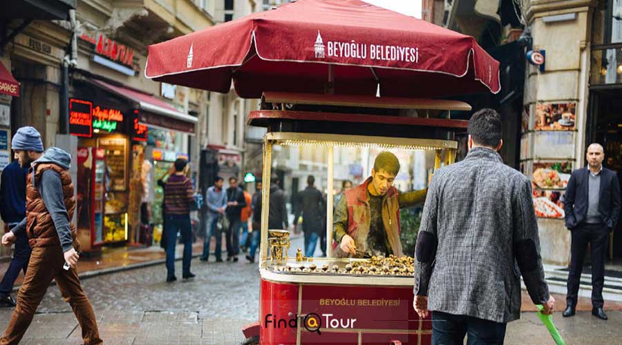 شهر استانبول و دستفروشان غذاهای خیابانی ترکیه