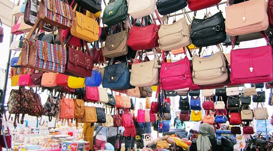 عمده فروش لباس در شهر وان ترکیه
