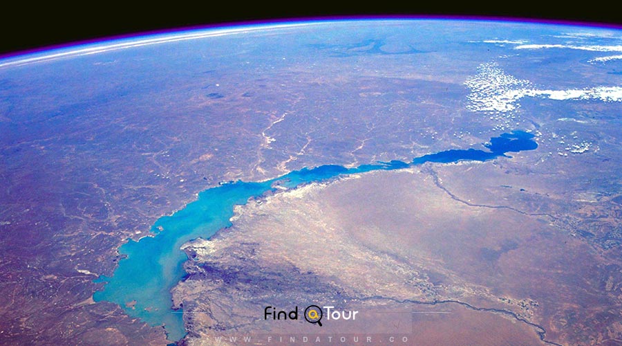 مقایسه دریاچه بایکال و دریاچه بالخاش