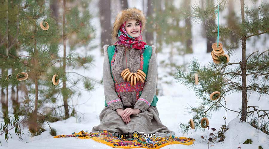 عکس دختر روسی با لباس محلی مسکو