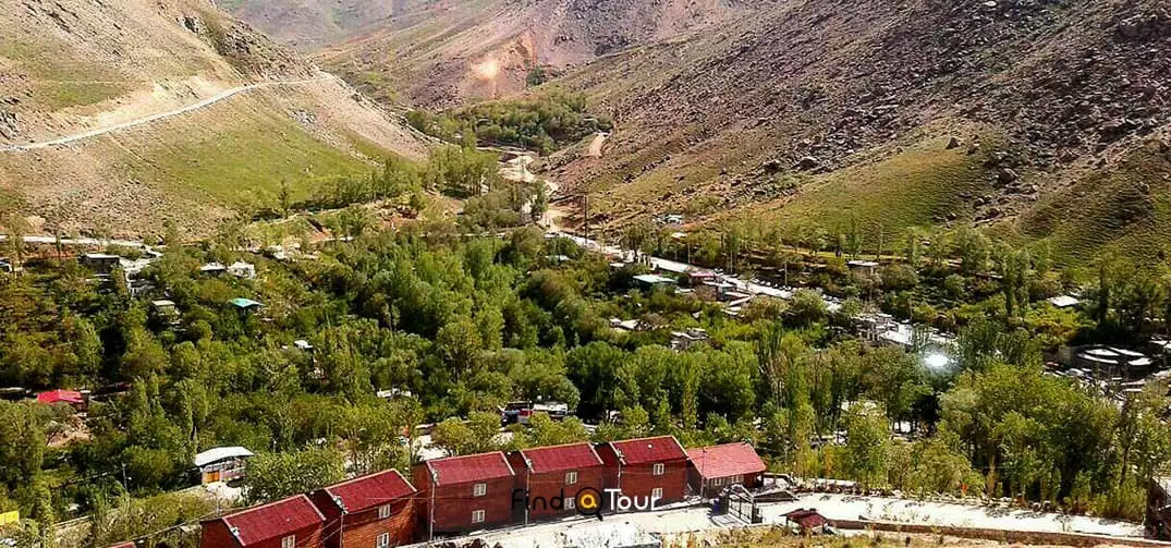 اقامت در مجموعه گنجنامه همدان