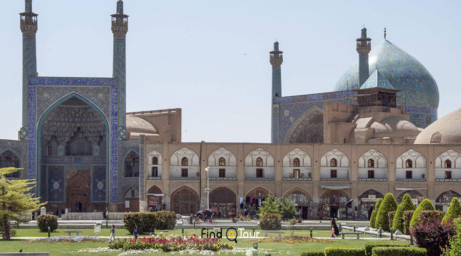 تفاوت مسجد شیخ لطف الله و مسجد امام اصفهان