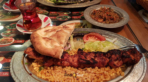 قیمت رستوران  و غذا در استانبول و تهران