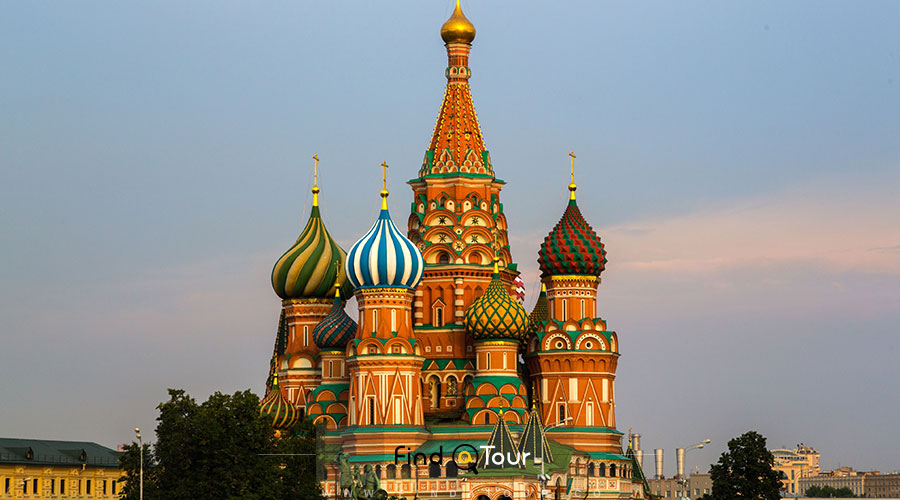 آیا بنای دیگری شبیه به کلیسای سنت باسیل  روسیه در جهان وجود دارد 