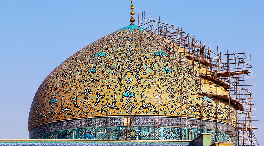 مرمت گنبد مسجد شیخ لطف الله اصفهان