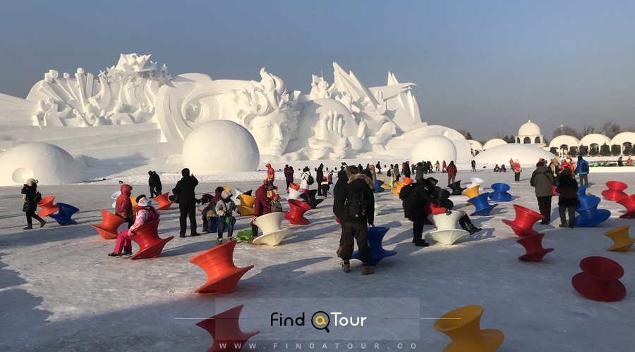 تفریحات در جشنواره برف و یخ هاربین چین