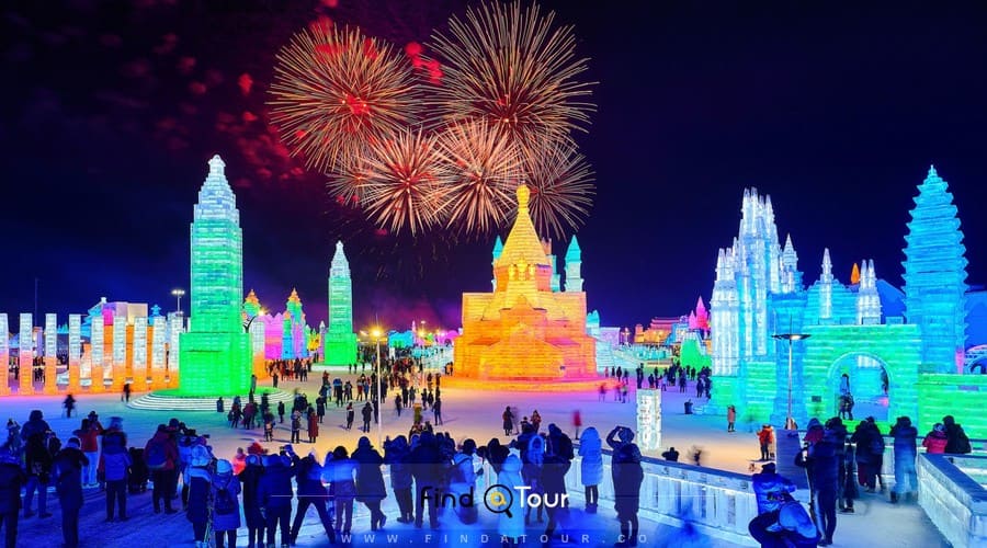 آتش بازی در جشنواره برف و یخ هاربین چین