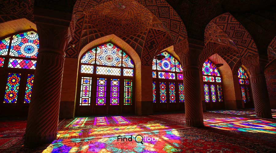 نور مسجد نصیر الملک شیراز