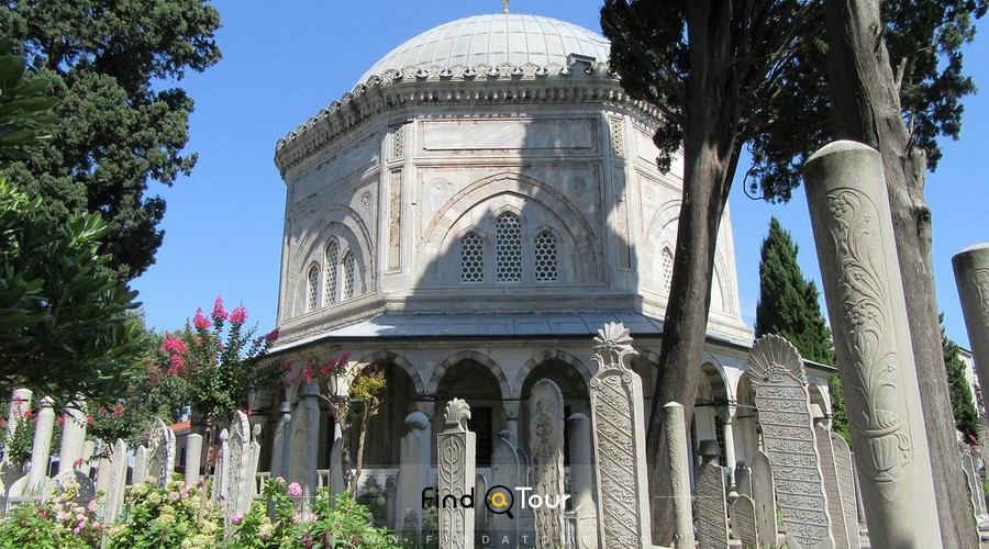 نمای زیبا از مسجد سلیمانیه استانبول