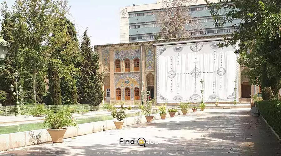 کاخ گلستان نمایی از ایوان تخت مرمر و خلوت کریمخانی