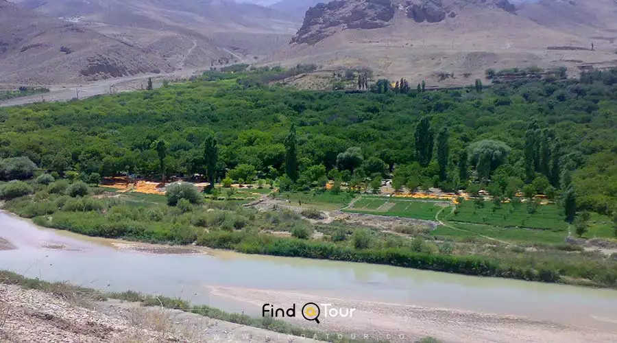 روستای قلعه جوق در 30 کیلومتری همدان