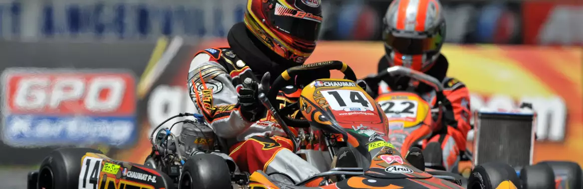 آشنایی با کارتینگ کیش | دسترسی، قیمت بلیط و امکانات