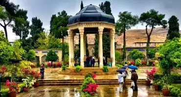 شیراز در بهار؛ آب و هوا و بهترین جاهای دیدنی در فصل شکوفه ها