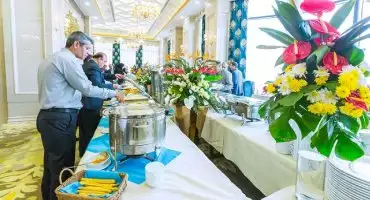 قیمت هتل در مشهد با ناهار و شام