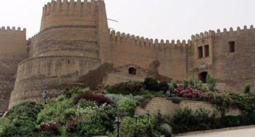 قلعه فلک الافلاک یا دژ شاپور