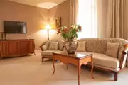 سفایر این