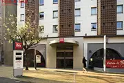 ایبیس پاریس کامپورن