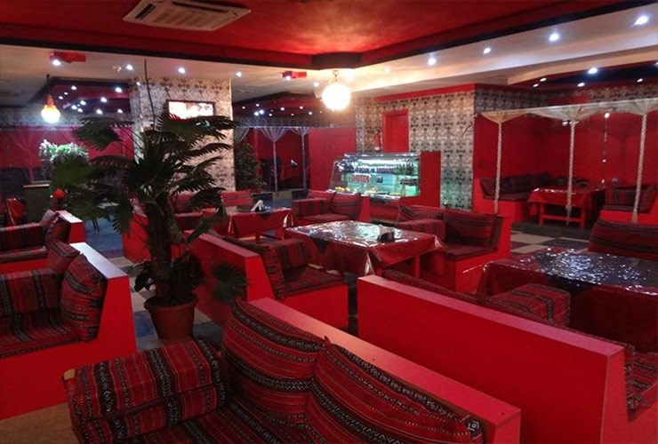 رستوران سنتی دبی پالم