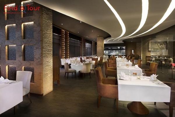 رستوران هتل سوفیتل پالم ریزورت دبی
