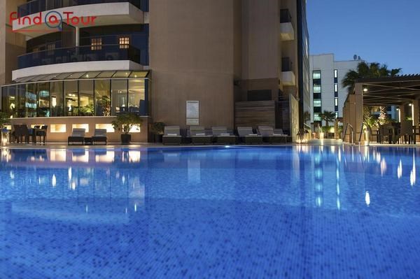 استخر هتل مجستیک دبی
