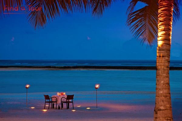 ساحل هتل شرایتون فول مون ریزورت مالدیو