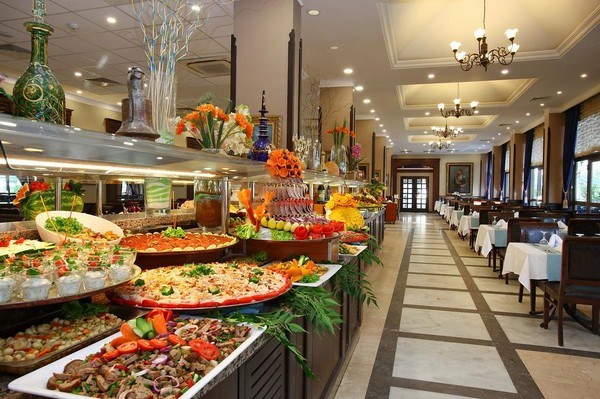 رستوران هتل کلاب یالی