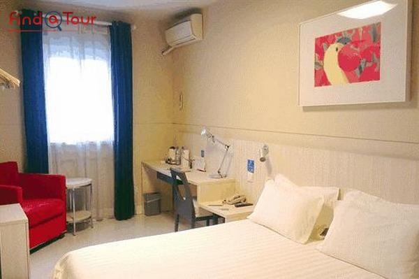 اتاق خواب هتل جینجیانگ ین چین