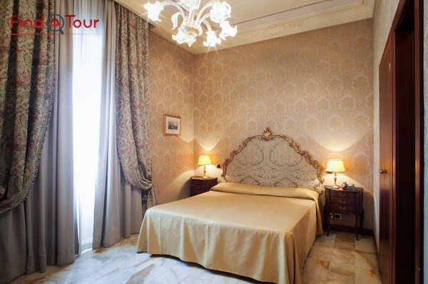 اتاق خواب هتل تورنر ایتالیا