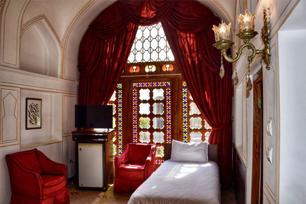 اتاق هتل سنتی اصفهان