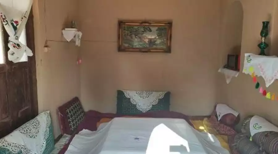 اقامتگاه بوم گردی ننه آقا ورامین