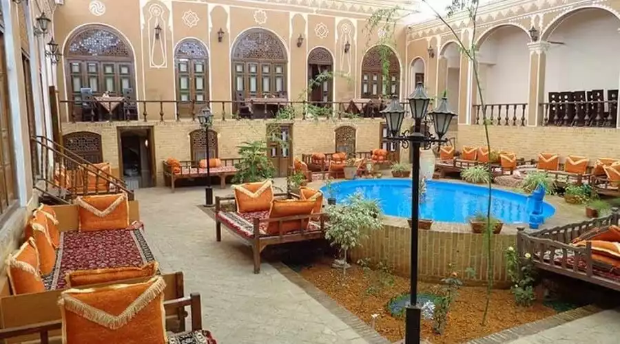 اقامتگاه بومگردی یزد