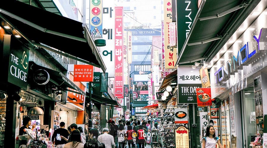 مرکز خرید و بازار محلی کره