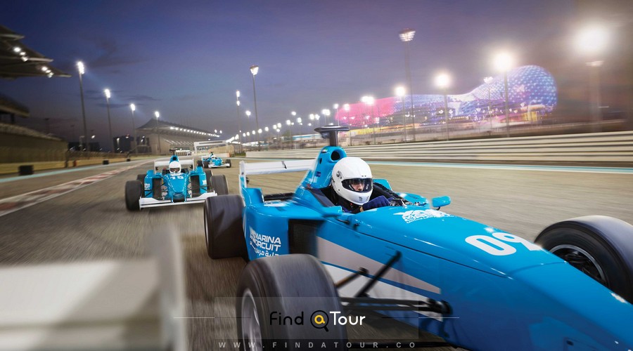  مسابقات اتوموبیل رانی فرمول یک در پیست اتوموبیل رانی یاس مارینا در ابوظبی امارات