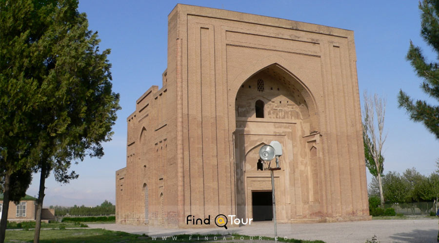 بنای تاریخی مسجد قدیمی مشهد